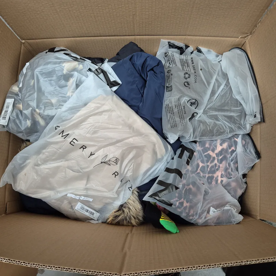 LARGE BOX OF ASSORTED CLOTHING ITEMS IN VARIOUS SIZES, STYLES AND COLOUR 