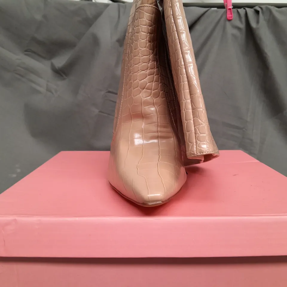 BOXED SIMMI LONDO IN BEIGE HIGH HEEL BOOTS - UK 5