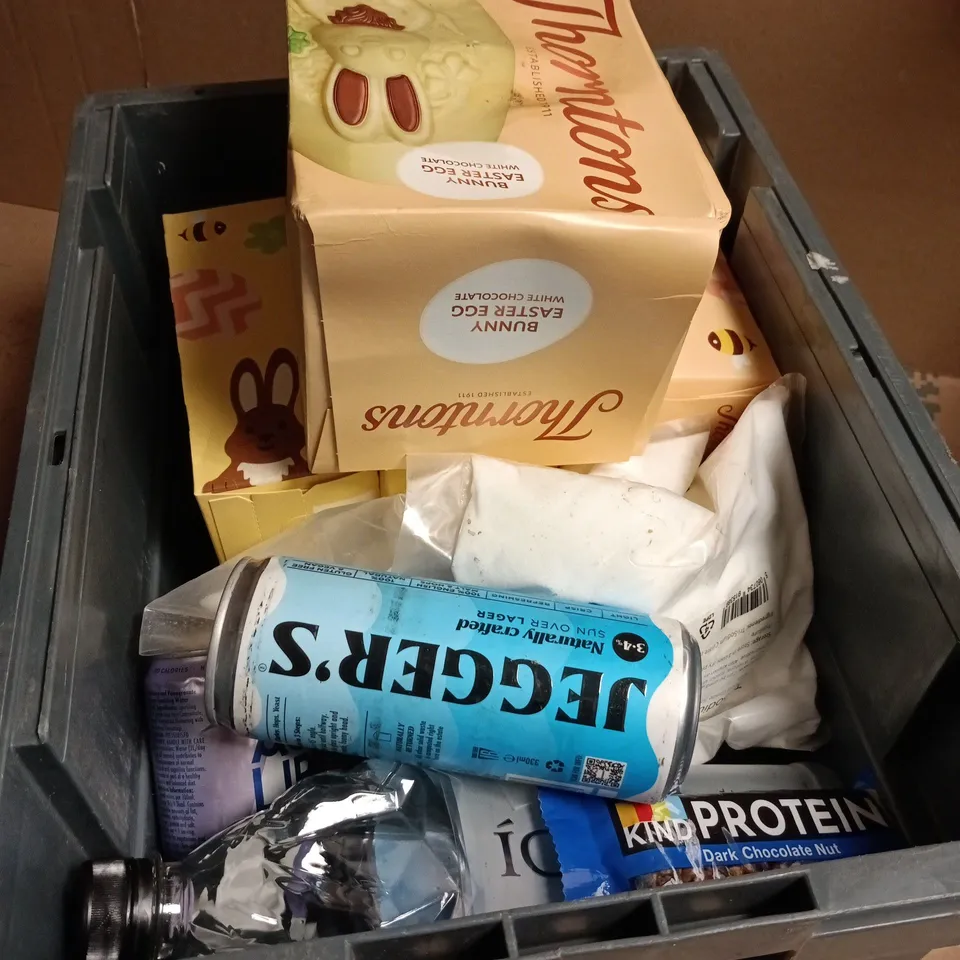 APPROXIMATELY 10 ASSORTED FOOD & DRINK ITEMS INCLUDING THORTONS EASTER EGG AND JEGGERS NATURALLY CRAFTED SUN OVER LAGER 
