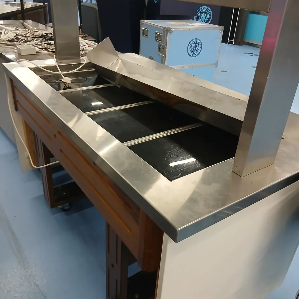 COMMERCIAL KITCHEN STAINLESS STEEL PREP/DISPLAY UNIT