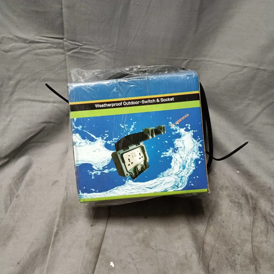 WEATHERPROOF OUTDOOR-SWITCH & SOCKET 