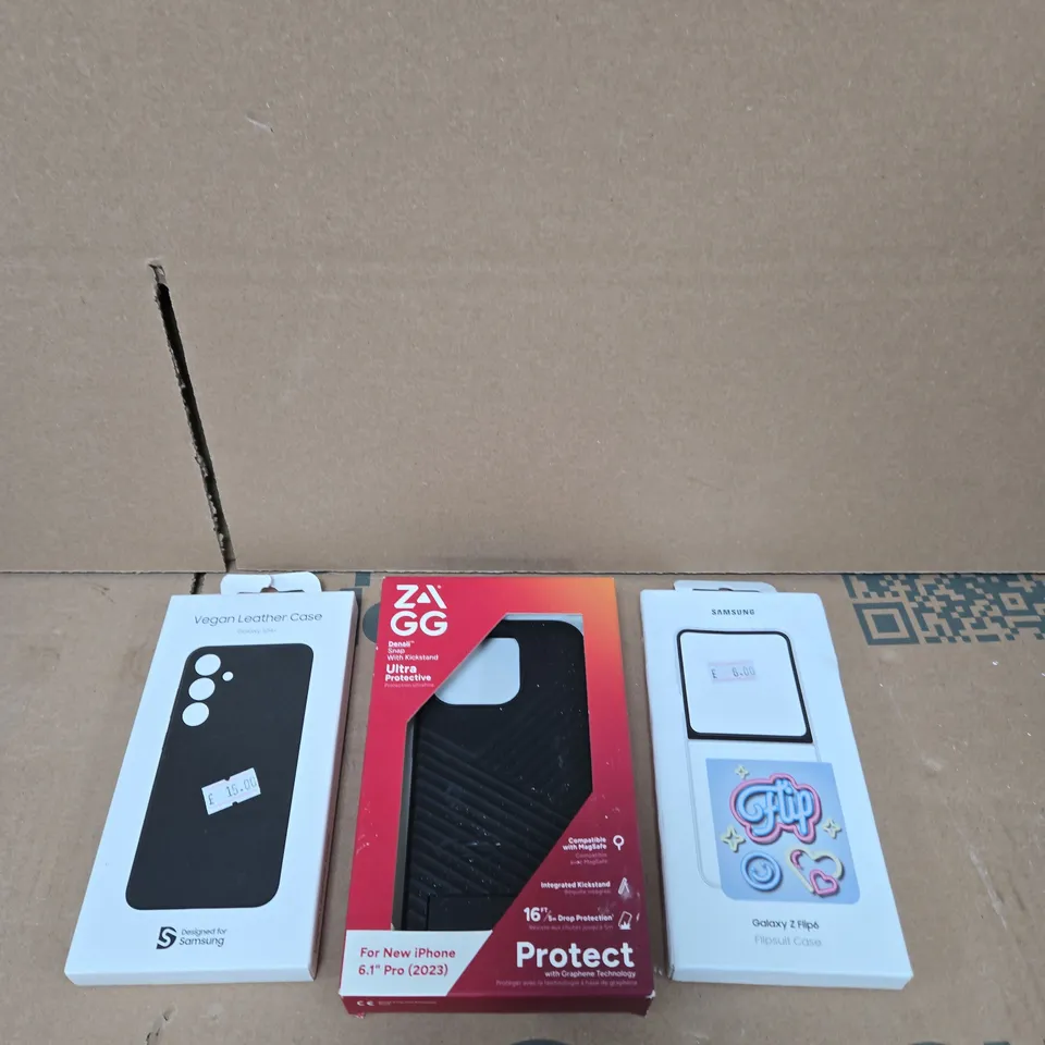 BOX OF APPROXIMATELY 30 MOBILE PHONE CASES FOR SAMSUNG AND IPHONE VARIOUS MODELS