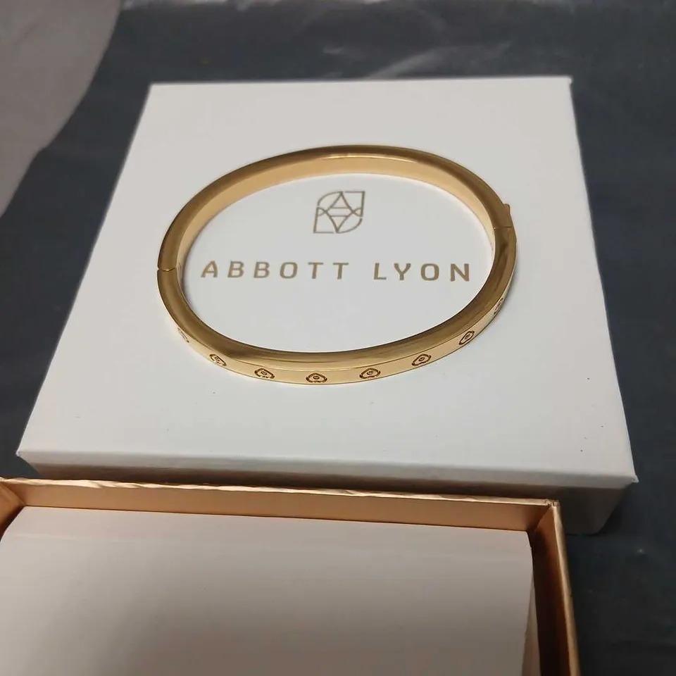 ABBOTT LYON CRYSTAL HEART BANGLE – GOLD, S/M (BOXED)