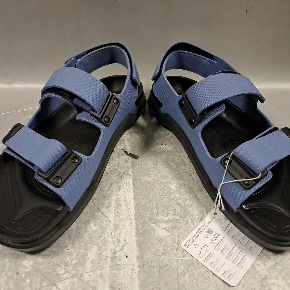 BOXED PAIR OF BIRKENSTOCK TATACOA SANDALS IN BLUE/BLACK UK SIZE 9.5