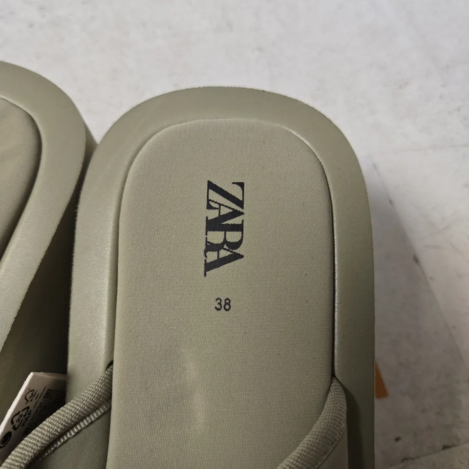ZARA WOMEN'S BEIGE PLATFORM FLIP-FLOP SANDALS – UK 5 (EU 38)