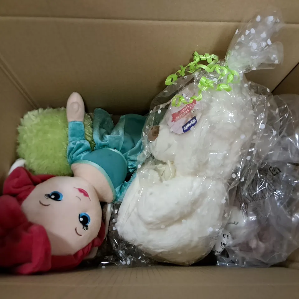 LOT OF APPROXIMATELY 12 ASSORTED PLUSHIES TO INCLUDE PADDINGTON BEAR AND SWIZZLERS