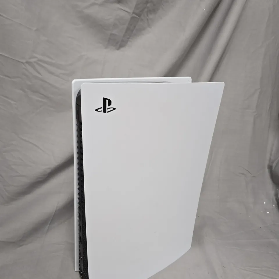 SONY PLAYSTATION 5 DIGITAL EDITION CONSOLE – WHITE