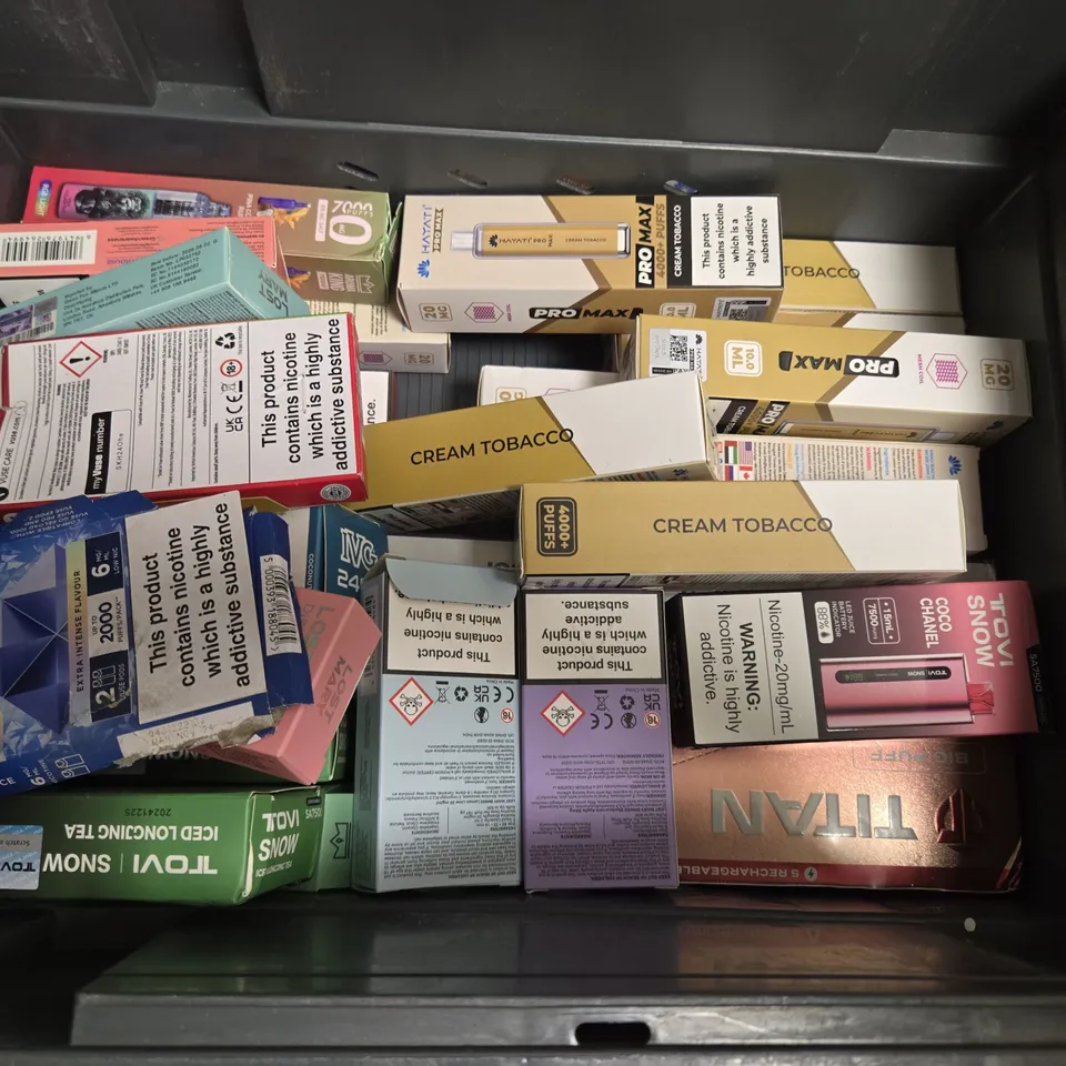 APPROXIMATELY 35 ASSORTED E-CIGARETTE PRODUCTS TO INCLUDE - HAYATI AND VUSE