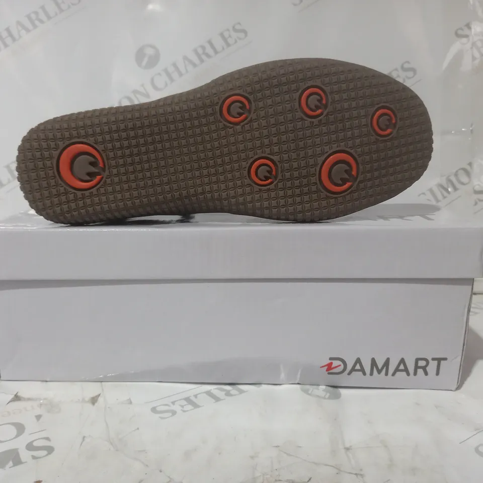 BOXED PAIR OF DAMART SHOES IN BURGUNDY SIZE 3