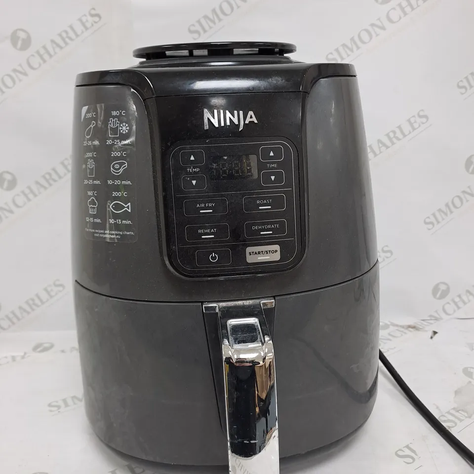 BOXED NINJA AIR FRYER 3.8L AF100UK
