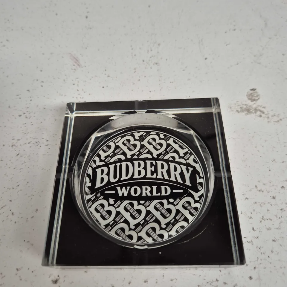 BUDBERRY WORLD GLASS ASHTRAY
