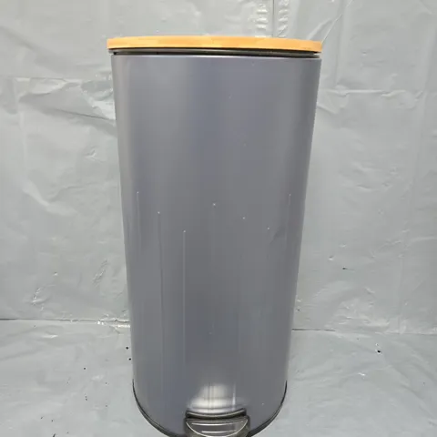 30L PEDAL BIN