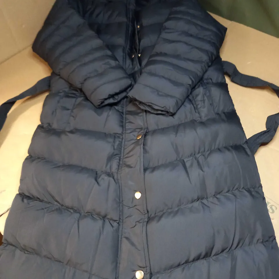 THREADBARE LONG PUFER COAT SIZE UNSPECIFIED