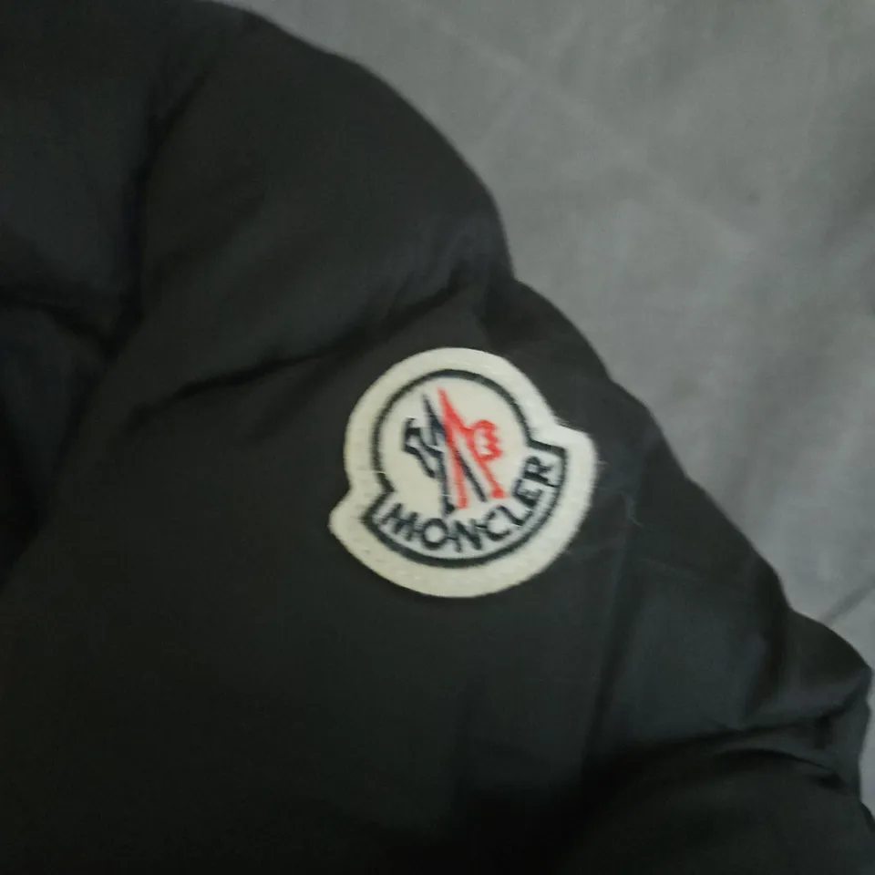 MONCLER DOWN JACKET WITH FUR-TRIM HOOD - BLACK - WOMENS - SIZE UNSPECIFIED