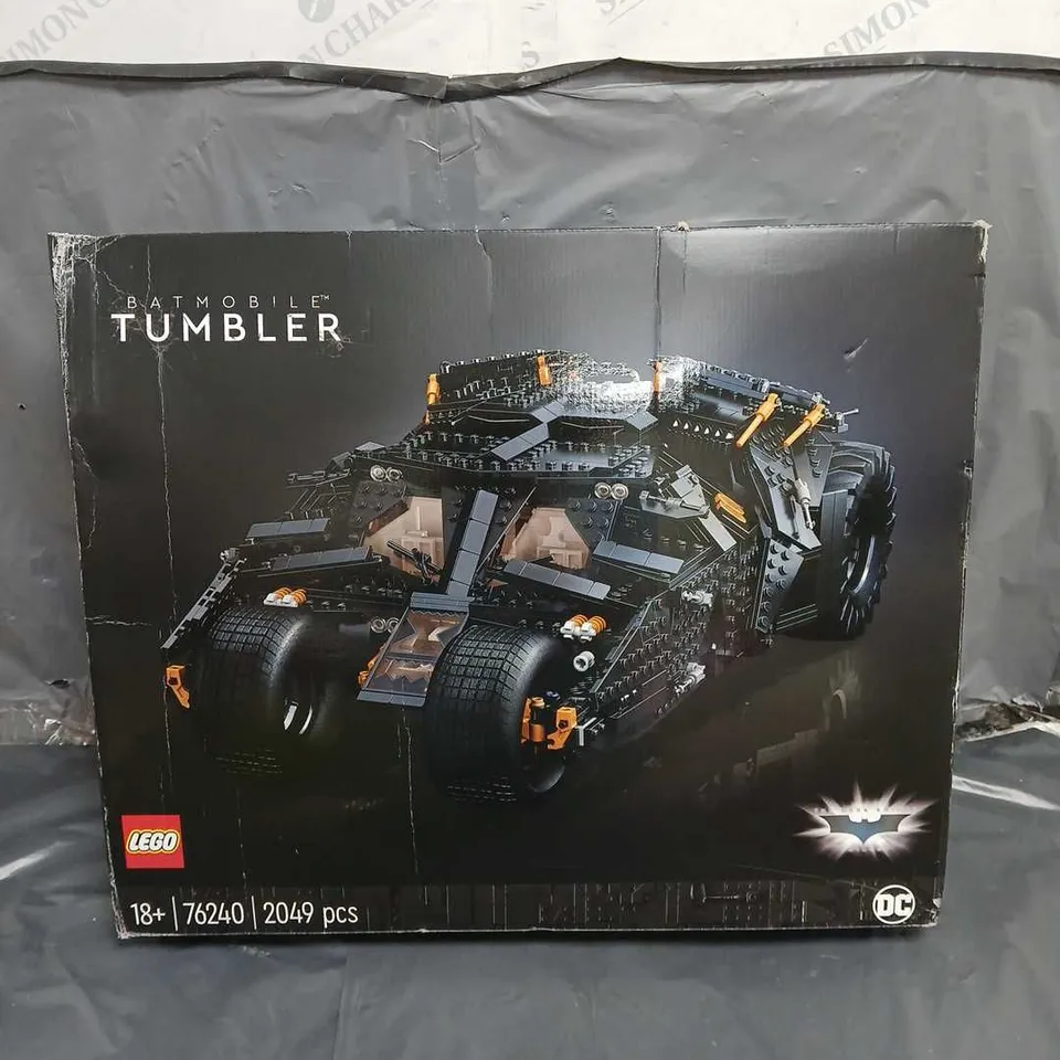 BOXED LEGO 76240 BATMAN THE DARK KNIGHT TRILOGY BATMOBILE TUMBLER 76240 RRP £229.99