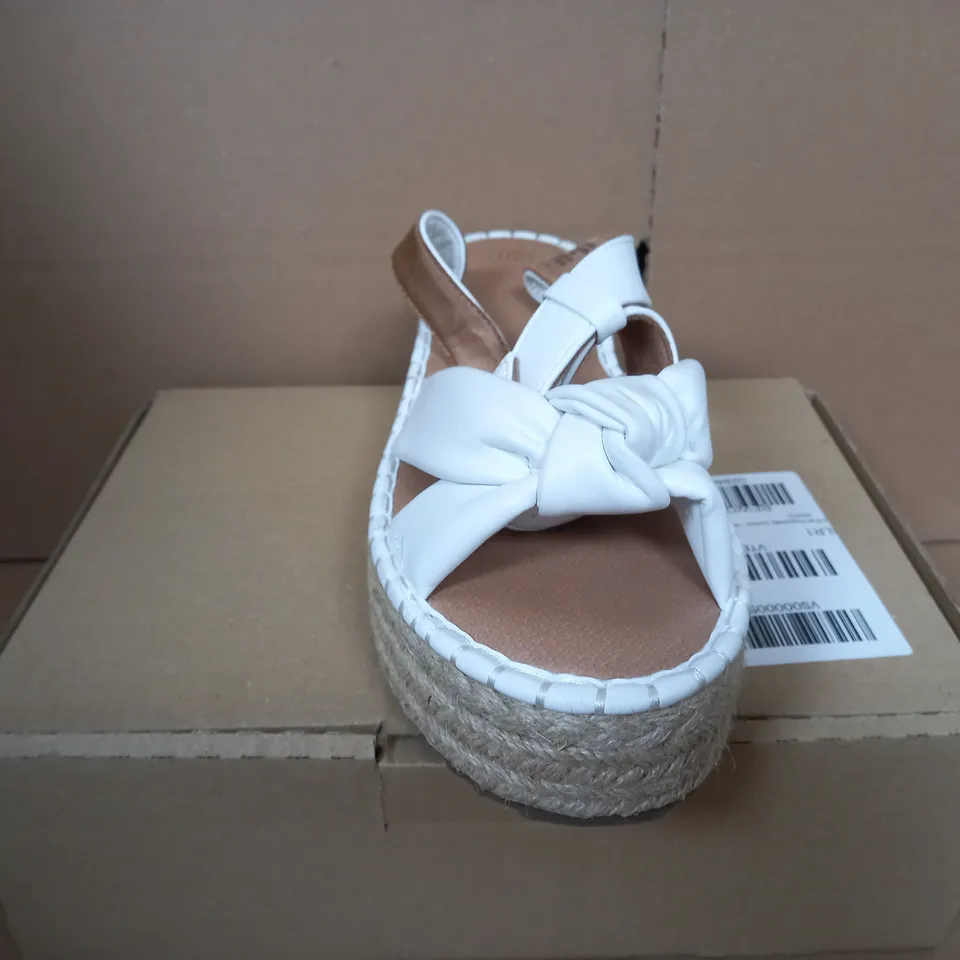 PART ESPEDILLE SANDAL - WHITE - SIZE 8