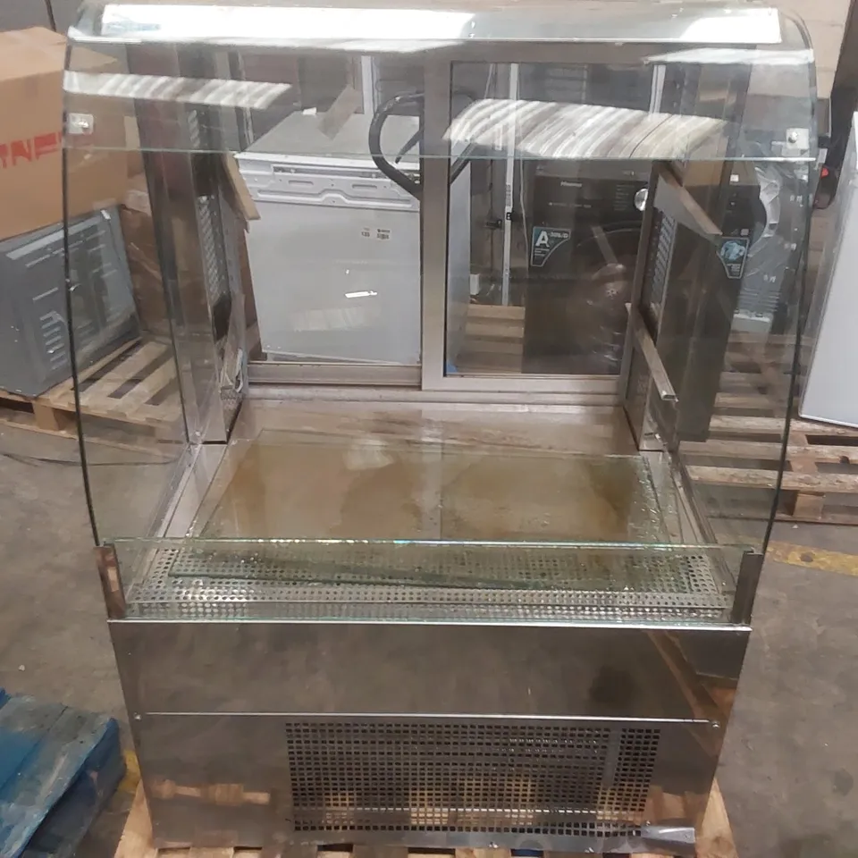 FROSTECH C-P75/100 CHILLED PATISSERIE DISPLAY AND SELF-SERVICE MULTIDECK FRIDGE