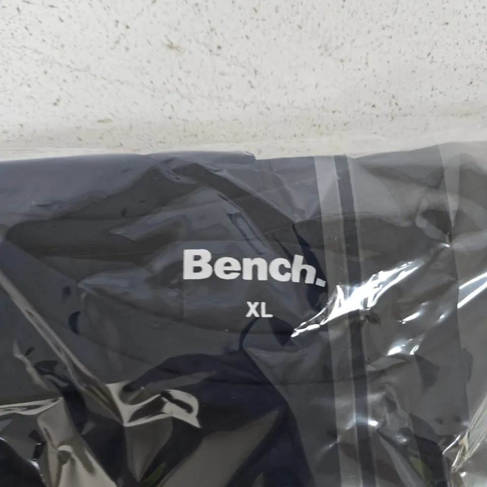 BENCH NAVY TOP – UK XL (ORIGINAL XL)