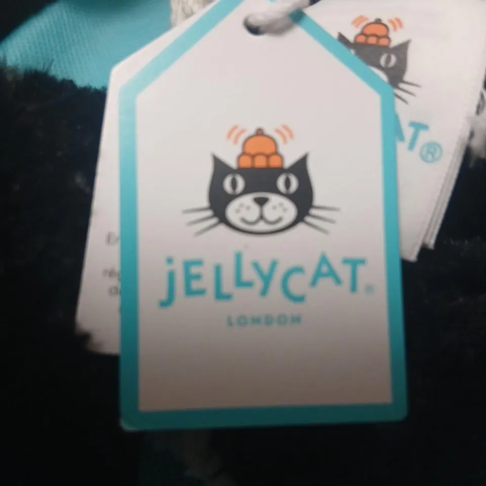 JELLYCAT JACK CAT PLUSH – BLACK & WHITE WITH LONDON TAG (JELLYCAT LONDON)