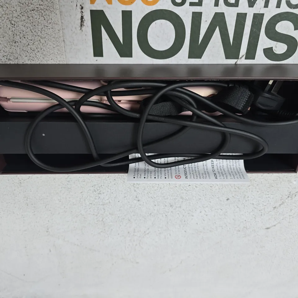 BEAULUXE PRO DIGITAL HAIR STRAIGHTENER 