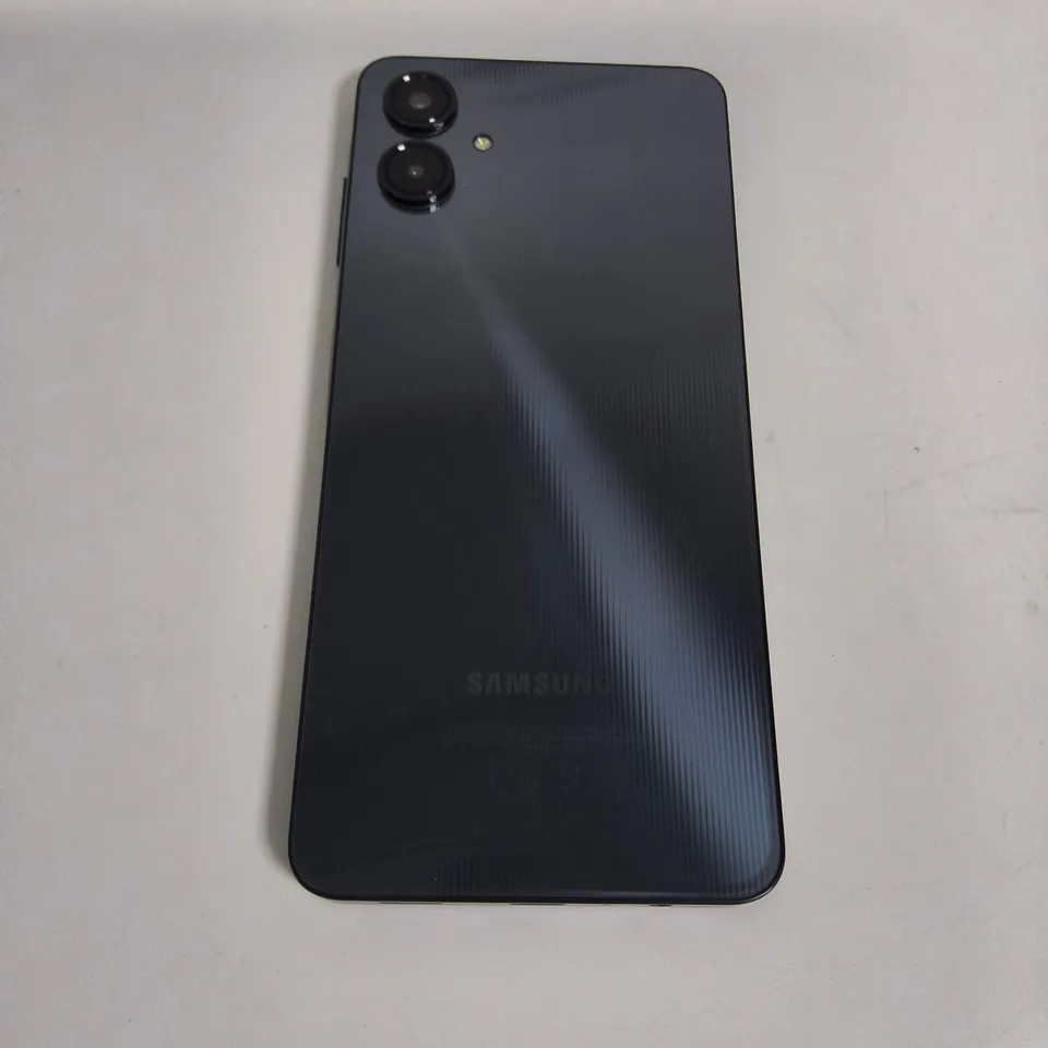 SAMSUNG GALAXY A06 4/128GB IN BLACK - SM-A065F