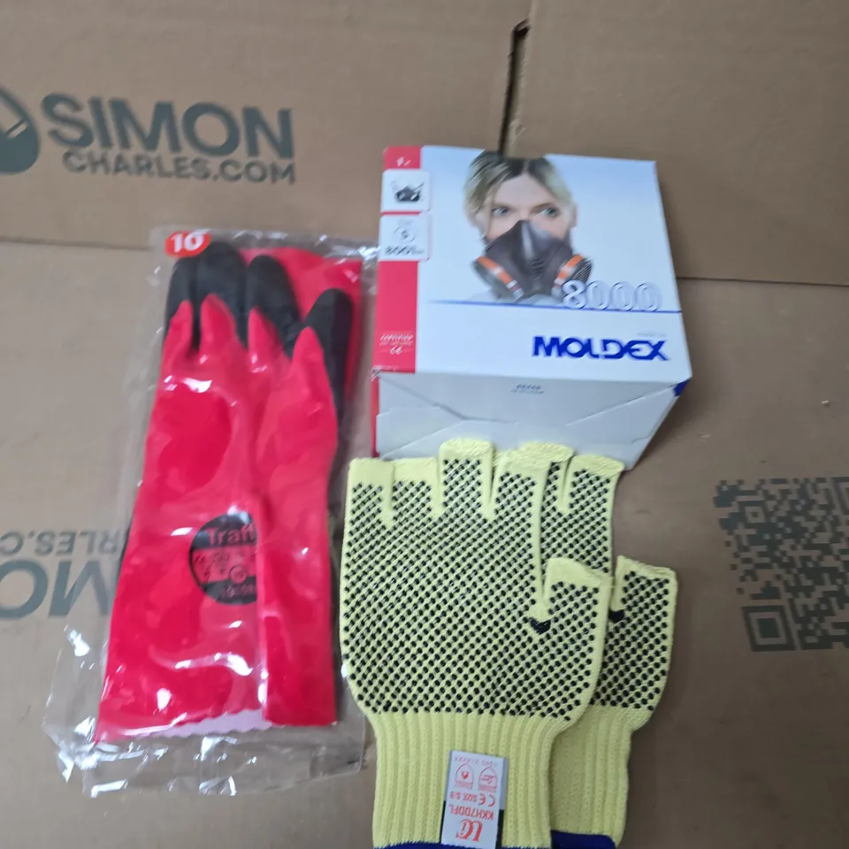 BOX OF ASSORTED SAFETY EQUIPMENT TO INCLUDE SAFETY GLOVES AND FACE MASKS