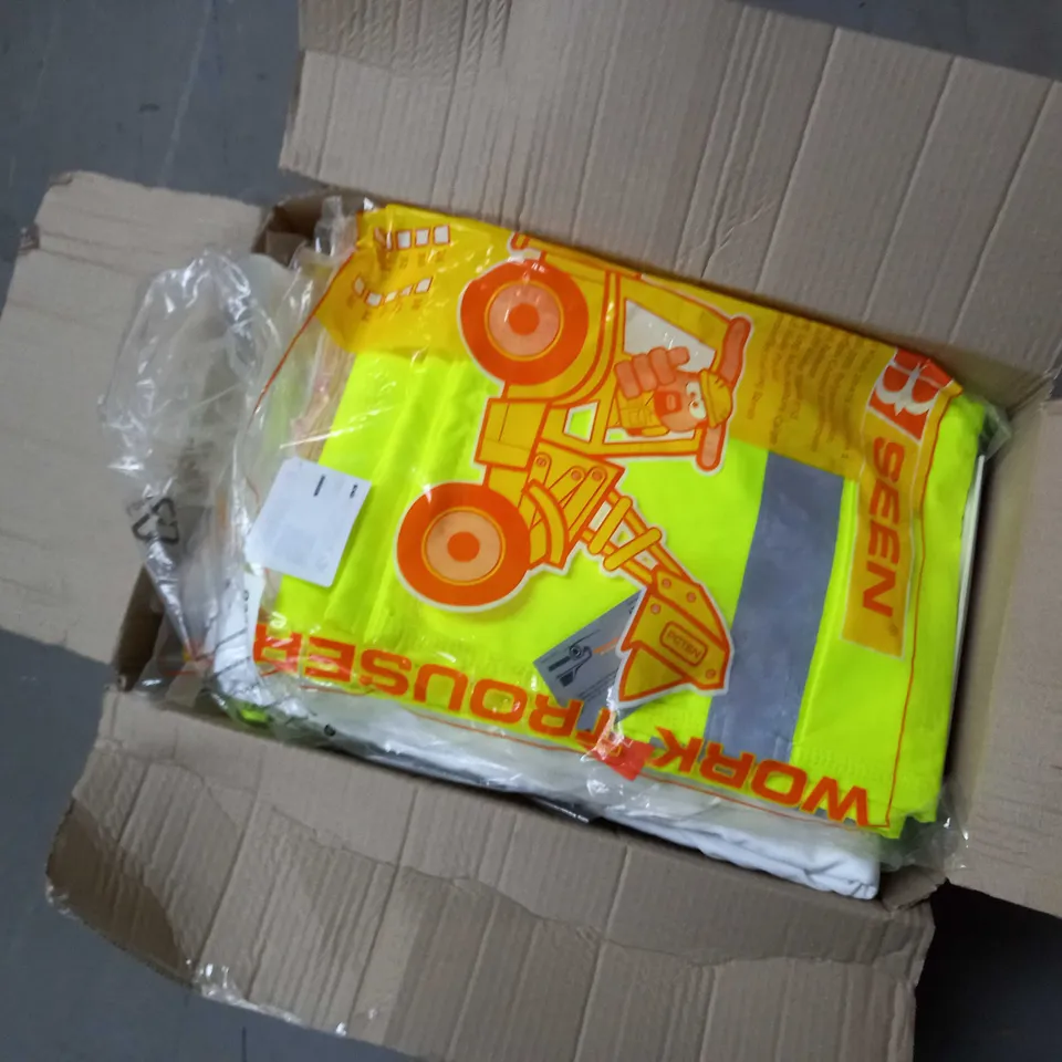 HI-VIS SAFETY WORKWEAR APPROX. 11 ITEMS 