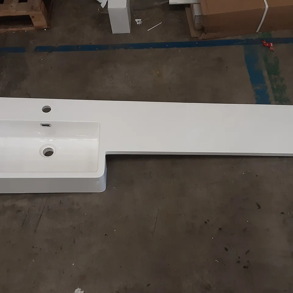 COMPOSITE 1 TAP WHITE VANITY UNIT BASIN