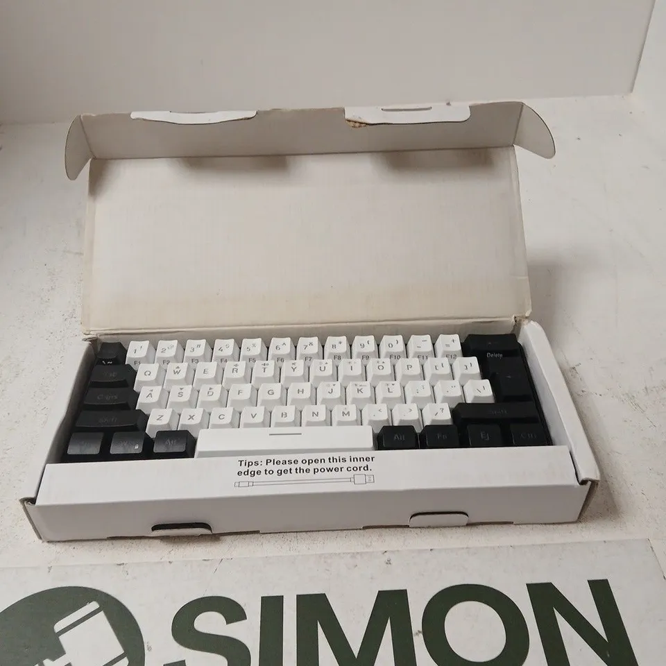 G61 60% RGB GAMING KEYBOARD – BOXED