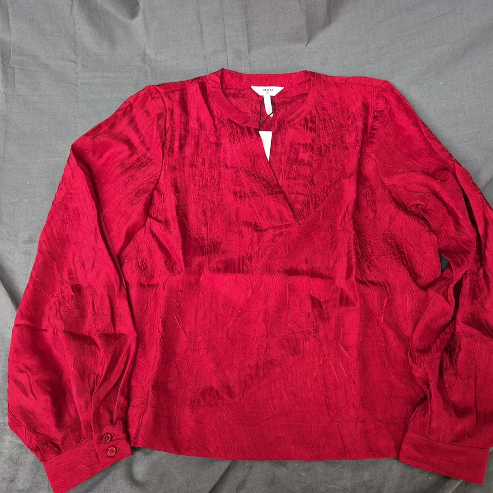 OBJECT V-NECK SHIRT IN RED - SIZE 36