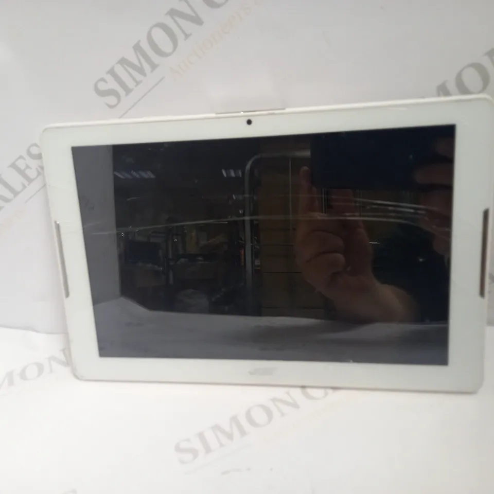 ACER ICONIA ONE 10 TABLET