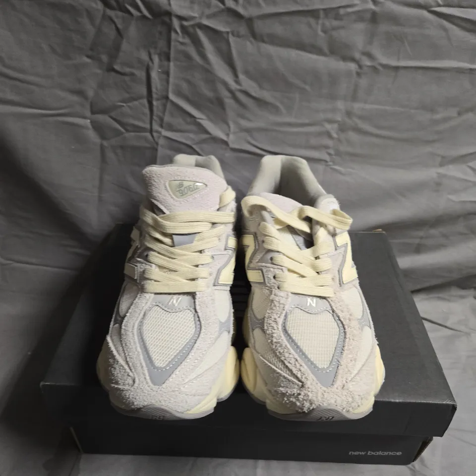 BOXED PAIR OF NEW BALANCE 9060 TRAINERS - UK SIZE 6.5