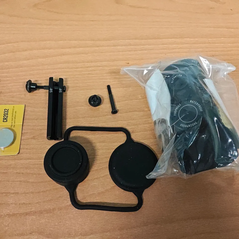 RED DOT SIGHT WITH MOUNTING BRACKET & ACCESSORIES – BOXED