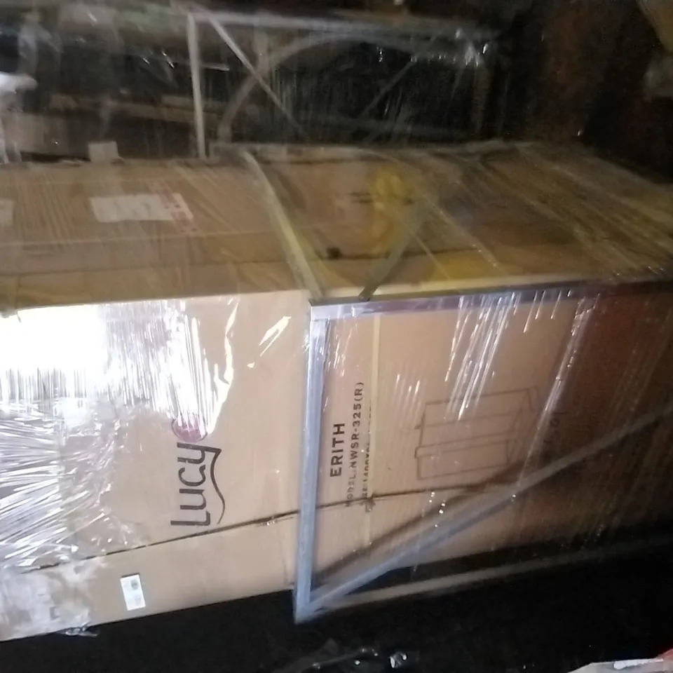 PALLET OF APPROXIMATELY 12 MIXED SHOWER GLASS