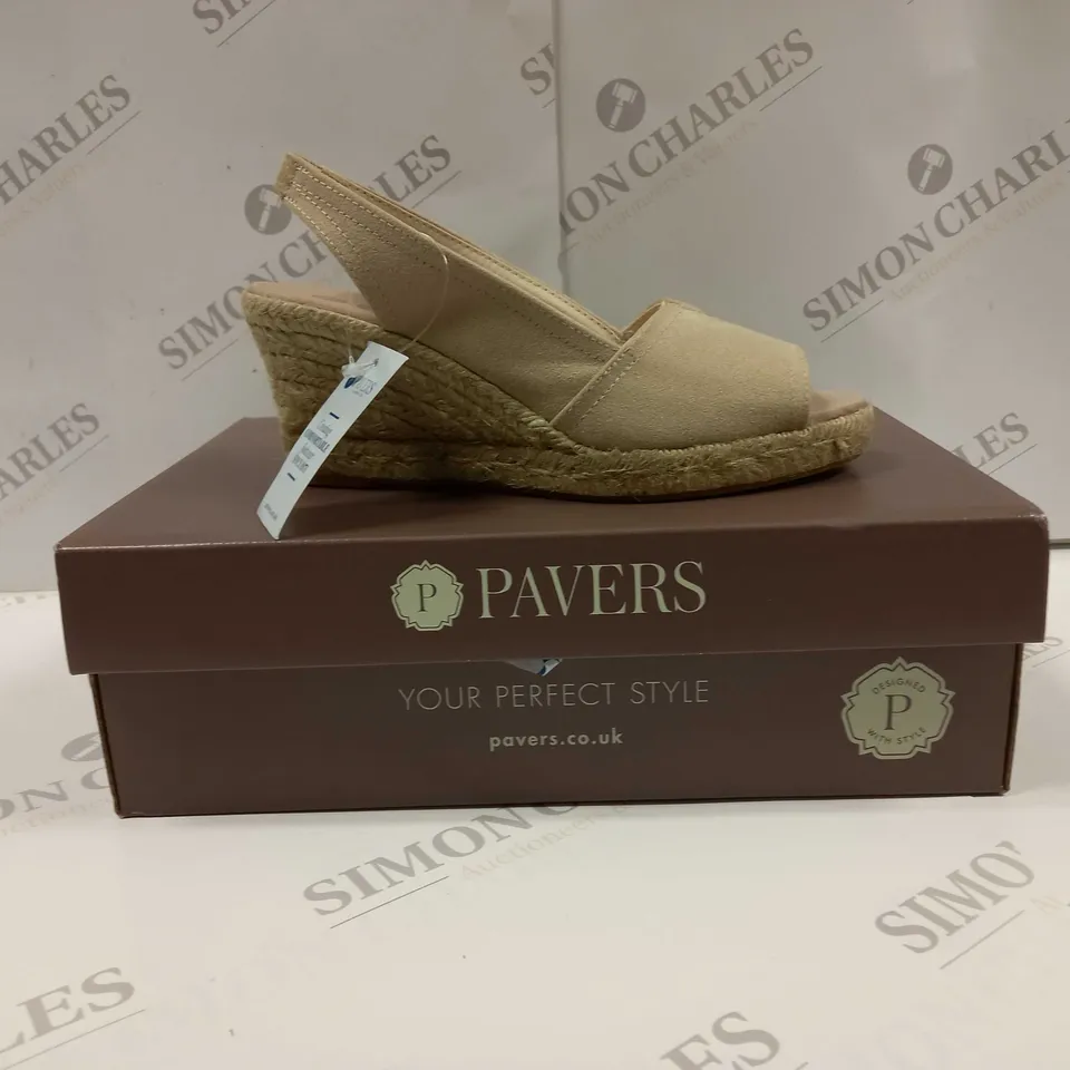 BOXED PAIR OF PVAERS PEEP TOE WEDGE SANDALS BEIGE UK SIZE 3 