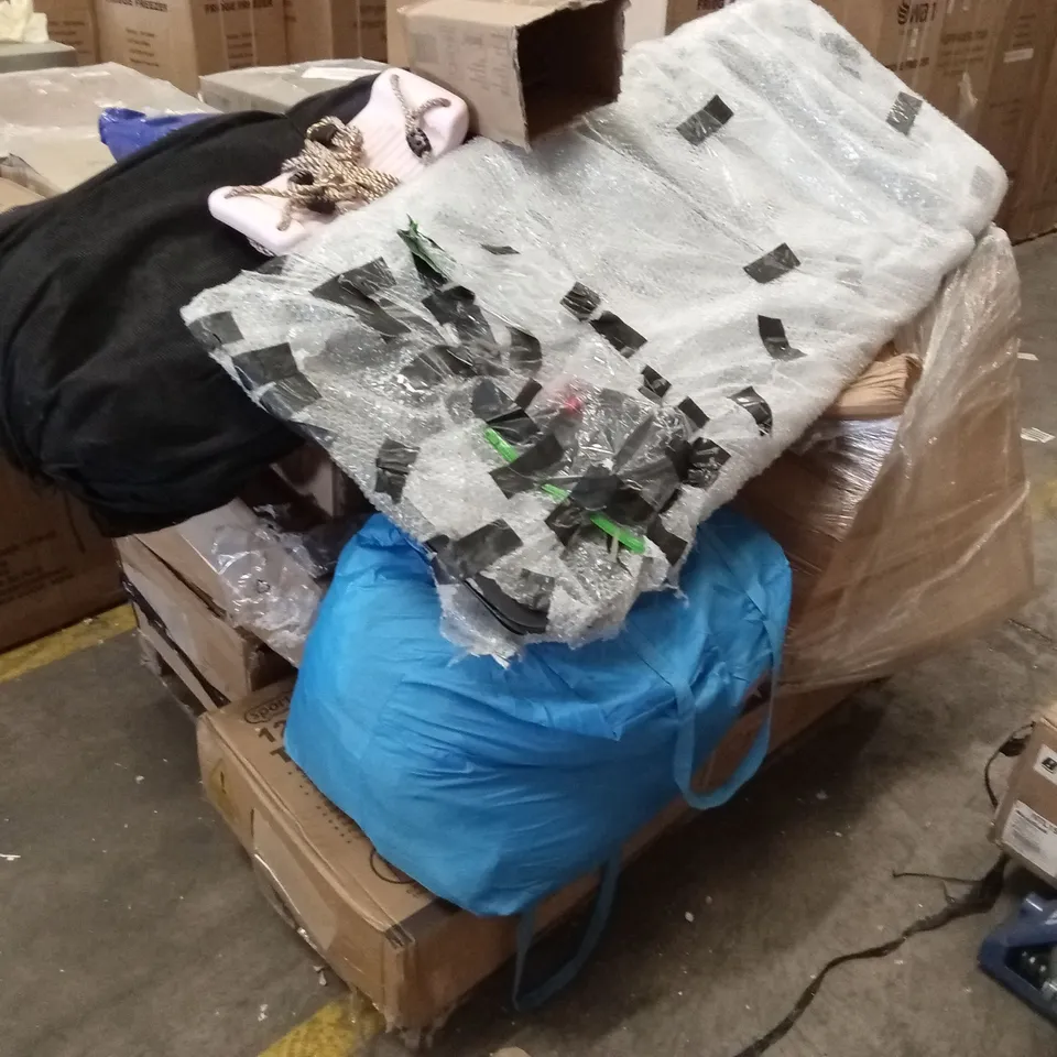 PALLET OF ASSORTED INCOMPLETE OR DAMAGED HOUSEHOLD GOODS AND PRODUCTS TO INCLUDE; TRAMPOLINE PARTS, KIDS SWIMMING POOL, TREADMILL ETC