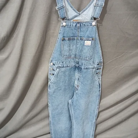 LEVI'S DENIM DUNGAREES (OVERALLS) IN BLUE – SIZE XS – 