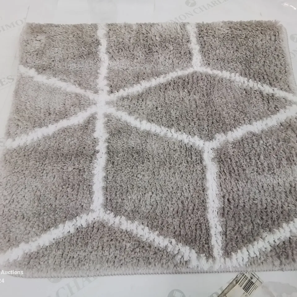 BRAND NEW PACO HOME 540 GREY 40X55CM BATH MAT