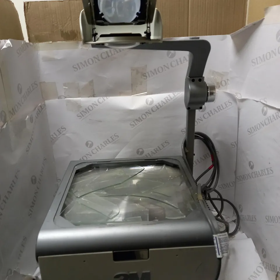 3M 1708 OVERHEAD PROJECTOR