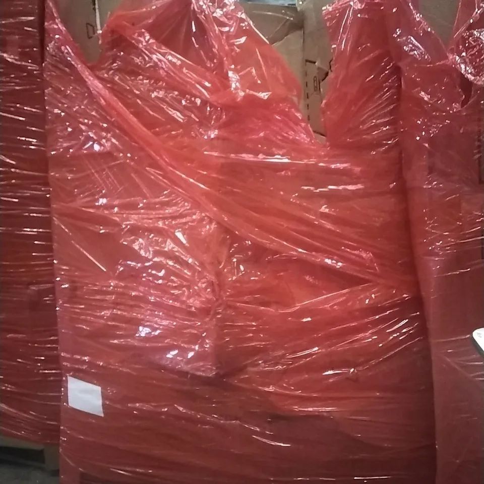 PALLET OF ASSORTED ITEMS INCLUDING - PORTABLE MONITOR, BAR STOOL