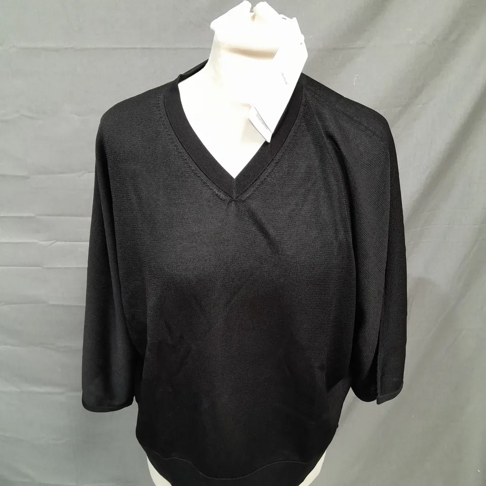 COS ATELIER BLACK THIN TOP - EUR MEDUM