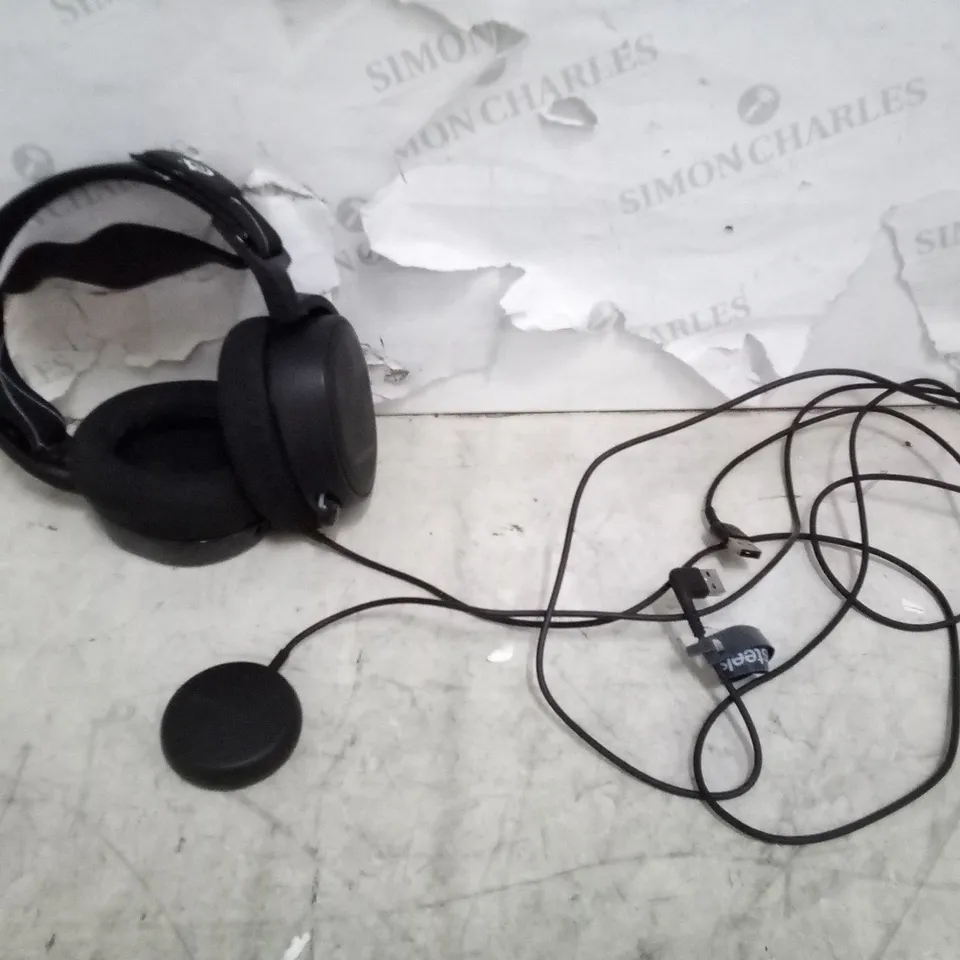 BOXED STEELSERIES ARCTIS 9 HEADSET