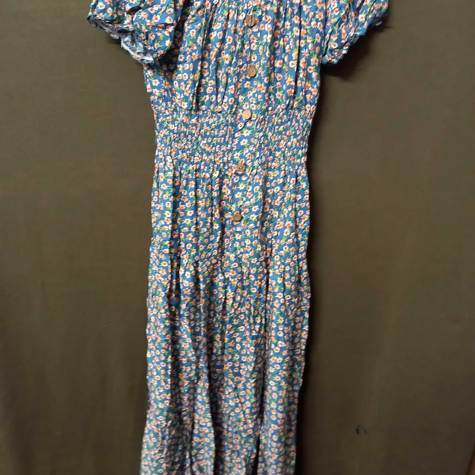 KURT MULLER WOMAN PUFFY SLEEVE MAXI DRESS IN FLORAL DESIGN IN BLUE - S/M