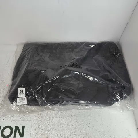 BAGGED REGATTA MARIZION BW IN BLACK - UK XXL