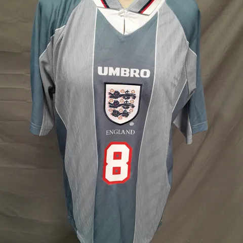 UMBRO ENGLAND FOOTBALL SHIRT - M
