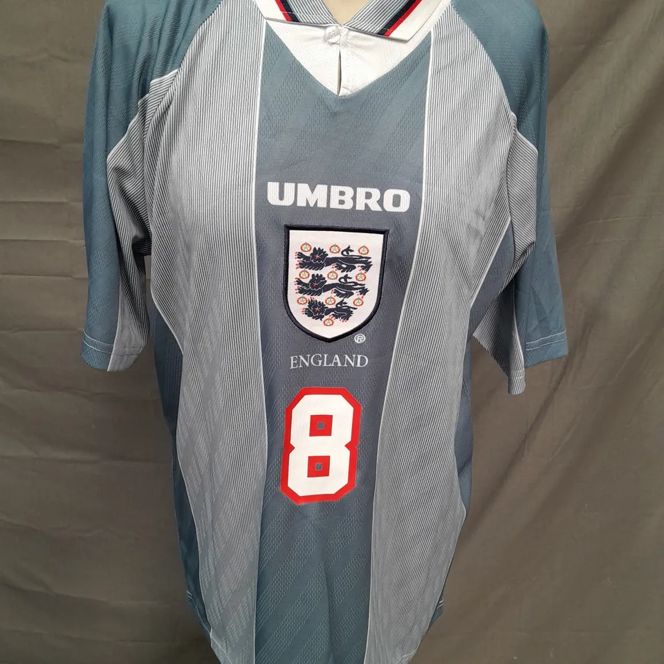 UMBRO ENGLAND FOOTBALL SHIRT - M