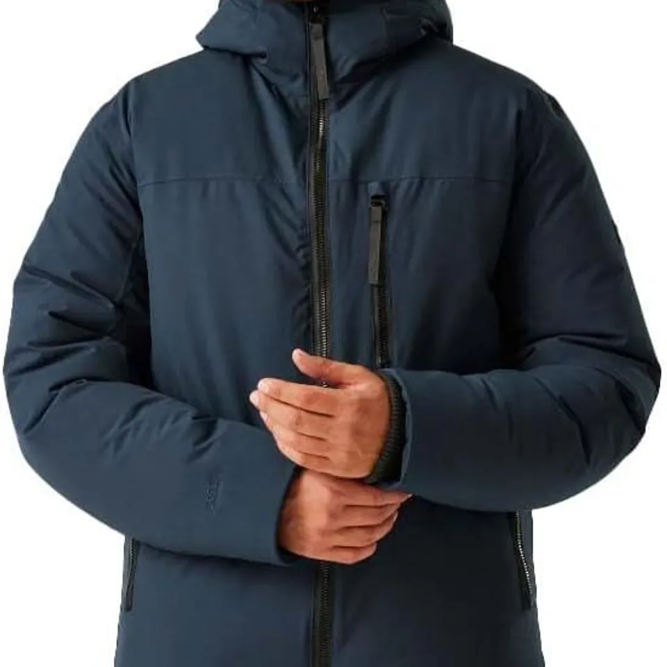BRAND NEW REGATTA MEN'S YEWBANK III WATERPROOF JACKET UK SIZE L