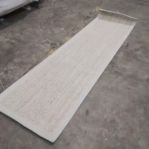 QUALITY DESIGNER AREA RUG - APPROXIMATELY 230X60CM