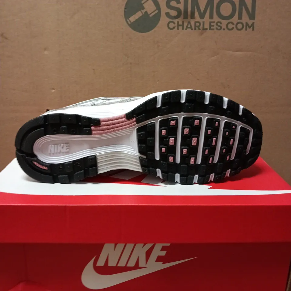 NIKE WOMEN’S P-6000 RUNNING SHOES – SILVER/WHITE WITH PINK ACCENTS (UK 8.5 / US 10.5)