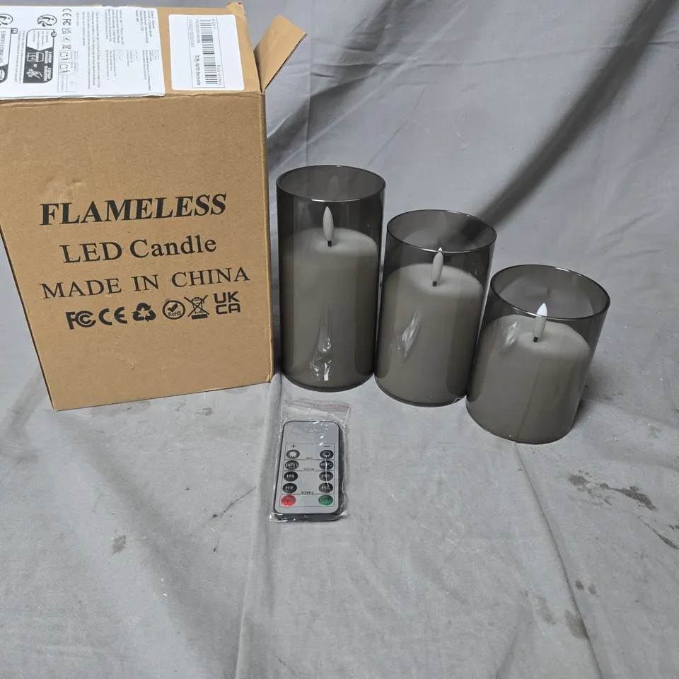 FLAMELESS LED CANDLE SET WITH 3 GLASS HOLDERS AND REMOTE